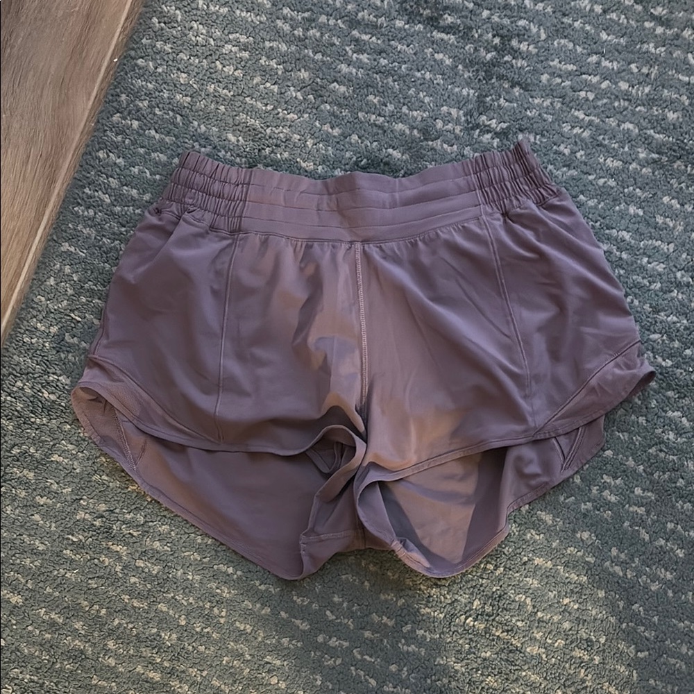 LULULEMON purple 2.5 high rise hotty hot shorts
